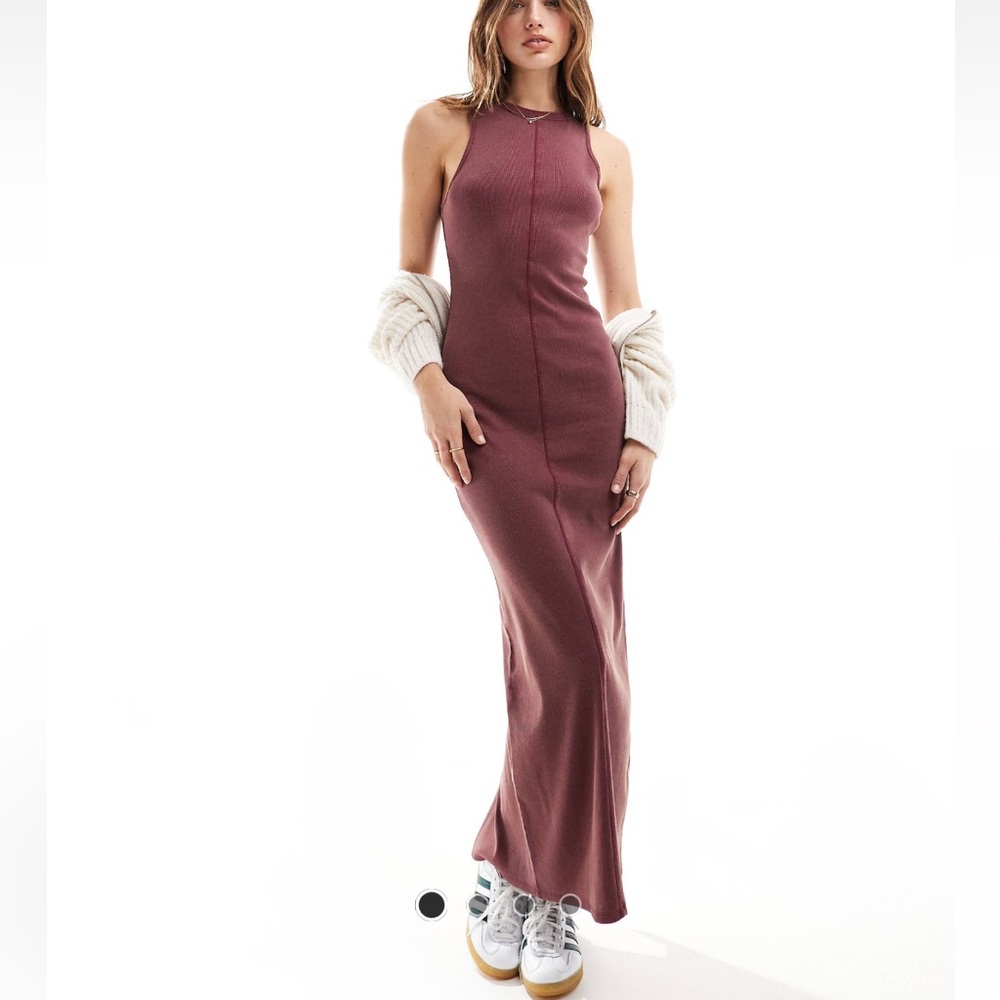 Sleeveless Ribbed Burgundy Maxi Dress